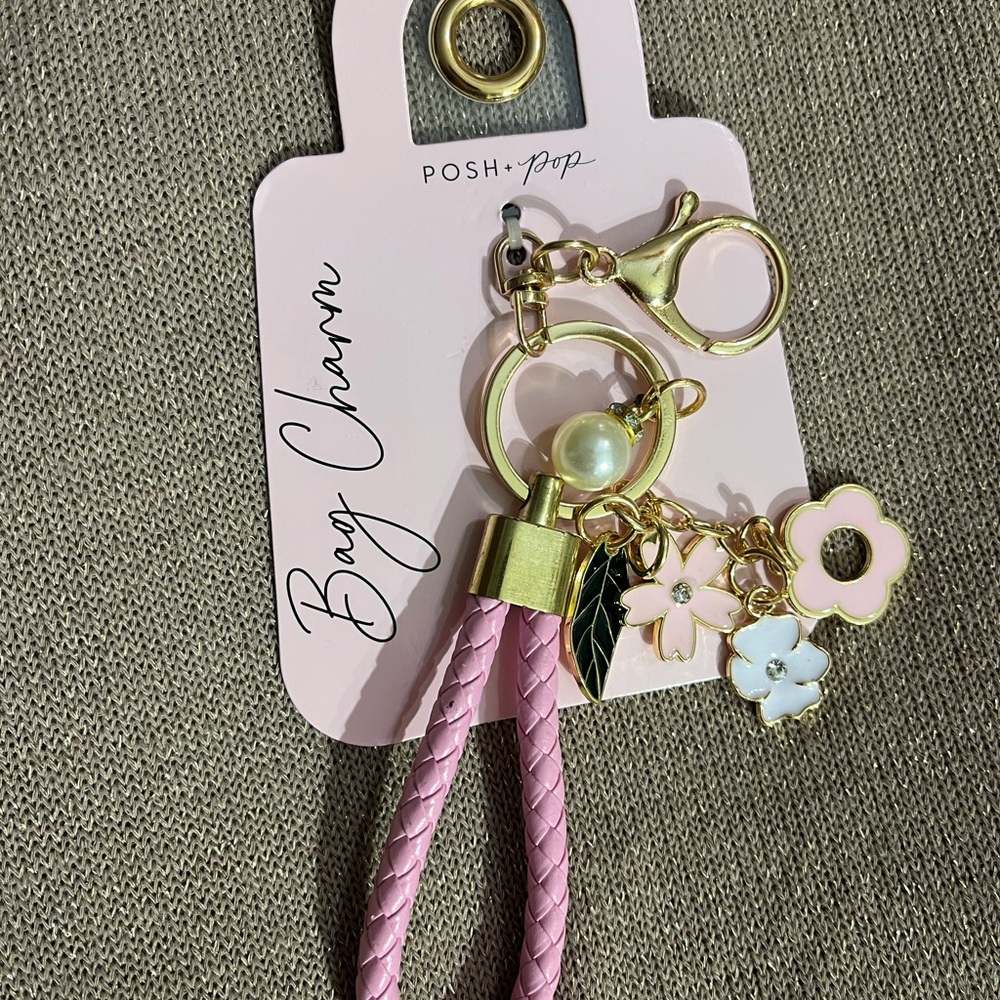 Pink and Gold Keychain Charm NWT - Picture 2 of 2